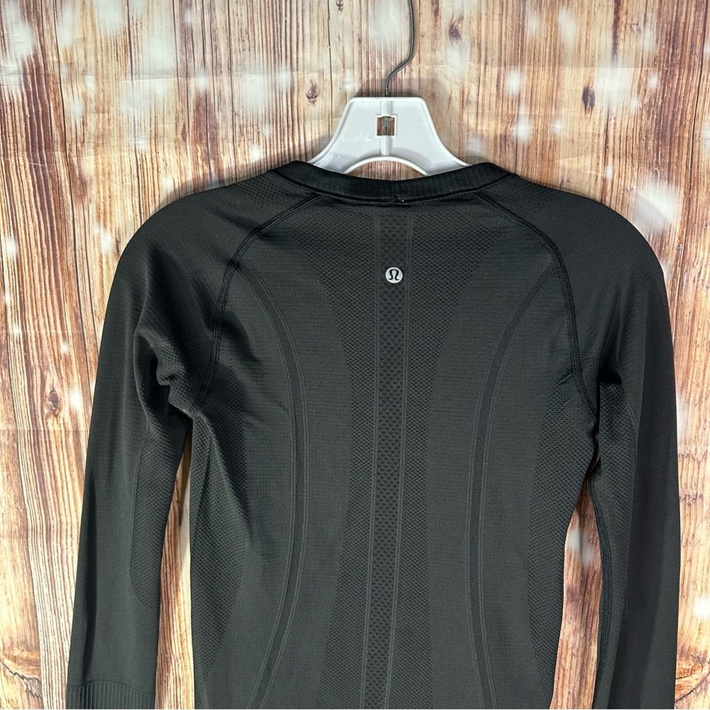 Lululemon Athletica Swiftly Tech Long Sleeve Crew Size 4 Black - Picture 14 of 16